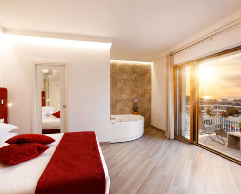 Suite Deluxe with balcony Suite Deluxe with balcony